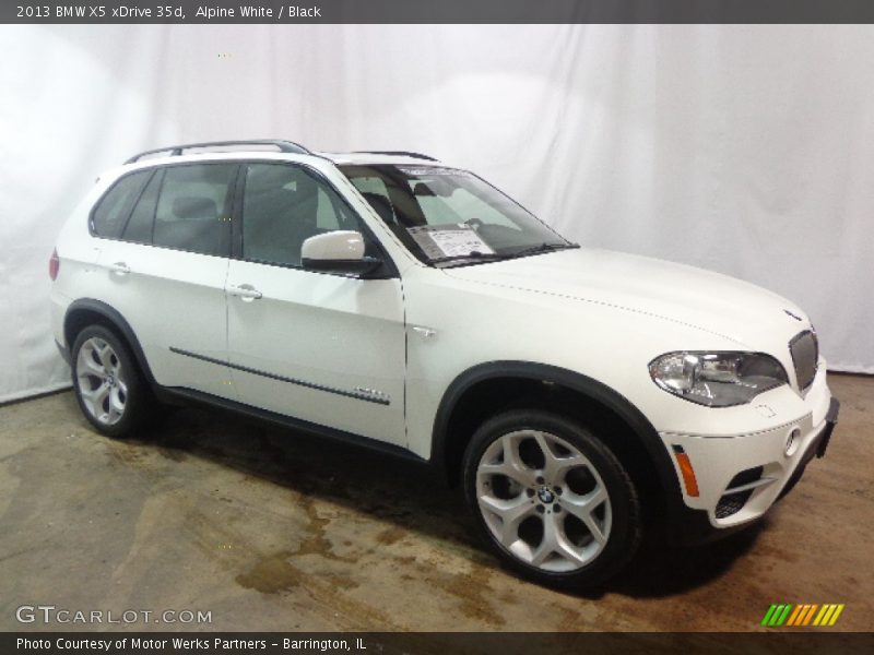 Alpine White / Black 2013 BMW X5 xDrive 35d
