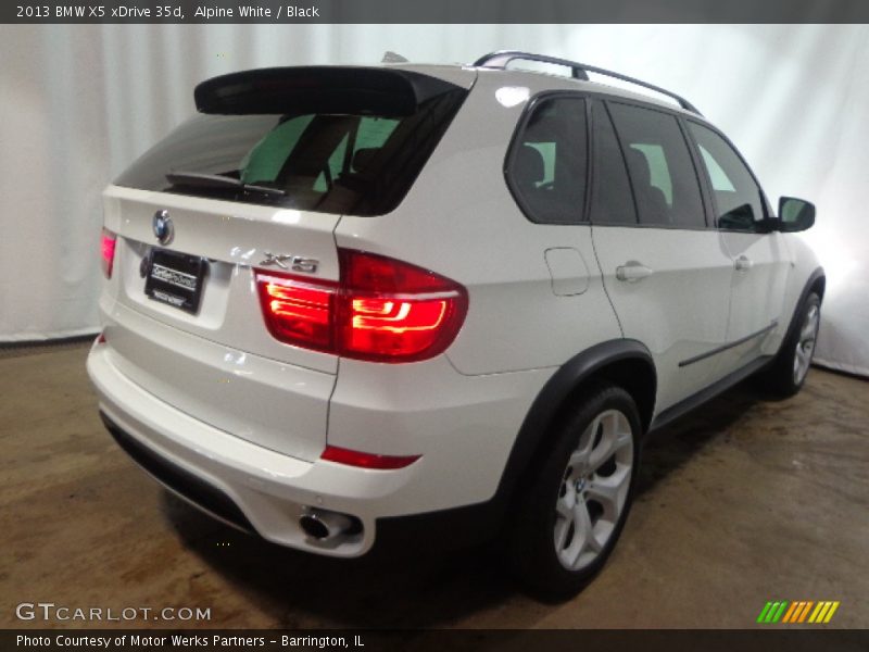 Alpine White / Black 2013 BMW X5 xDrive 35d