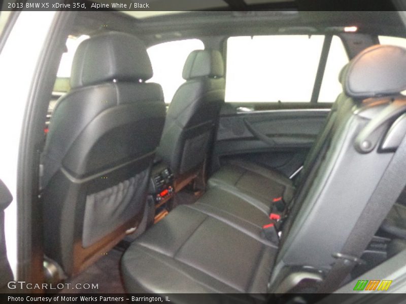 Alpine White / Black 2013 BMW X5 xDrive 35d