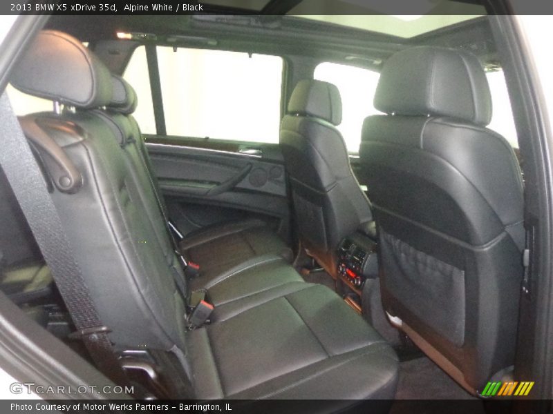 Alpine White / Black 2013 BMW X5 xDrive 35d