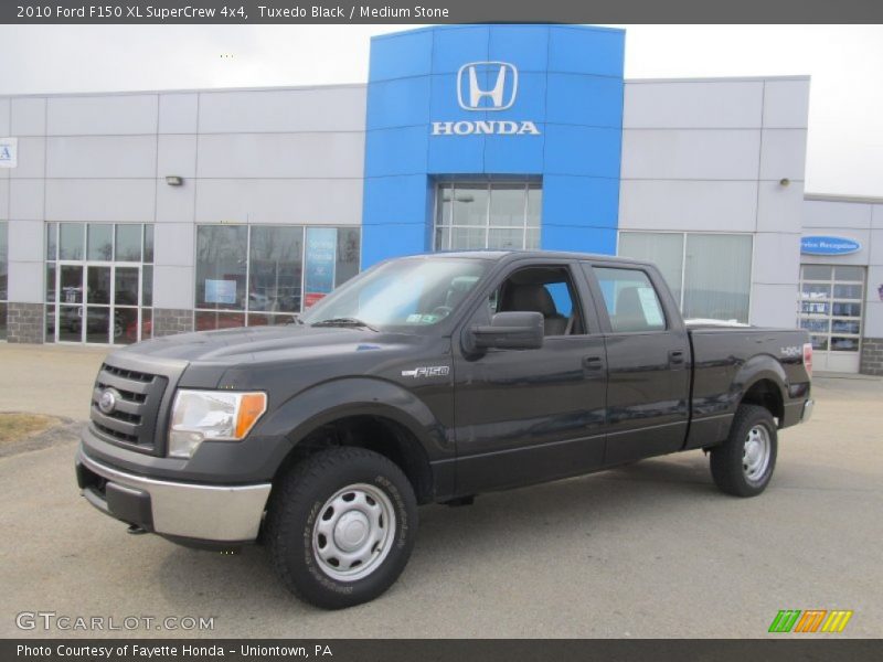 Front 3/4 View of 2010 F150 XL SuperCrew 4x4