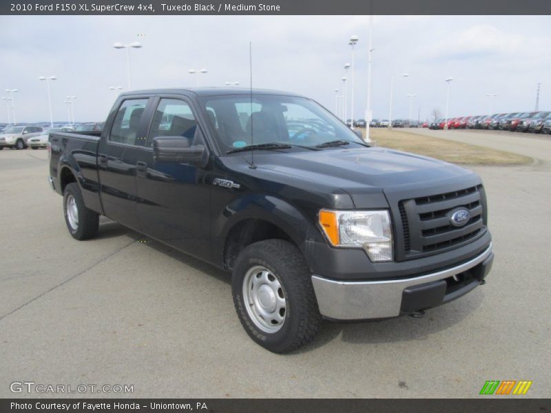 Front 3/4 View of 2010 F150 XL SuperCrew 4x4