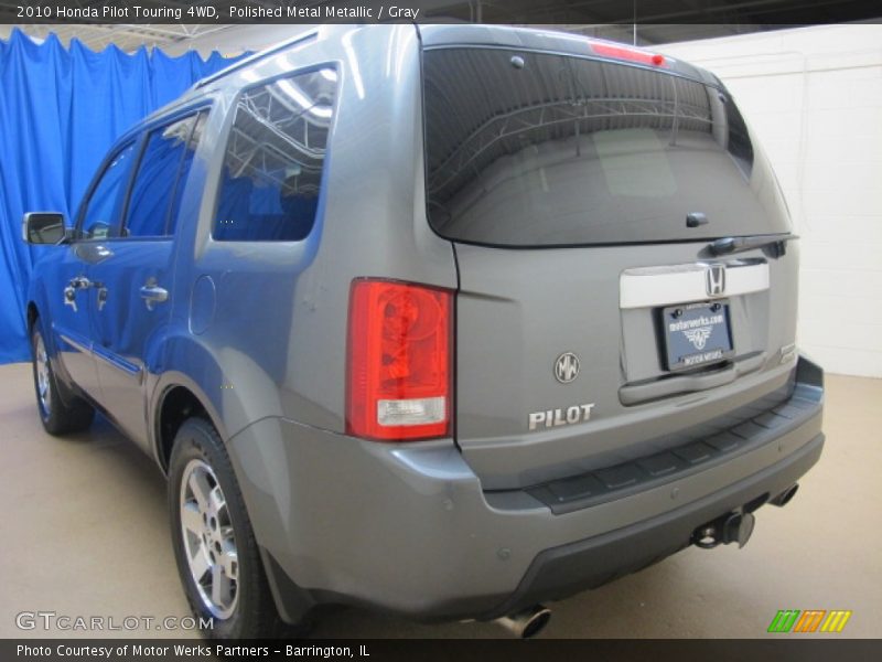 Polished Metal Metallic / Gray 2010 Honda Pilot Touring 4WD