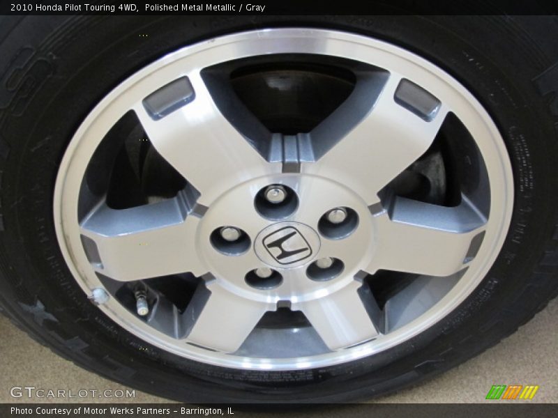 Polished Metal Metallic / Gray 2010 Honda Pilot Touring 4WD