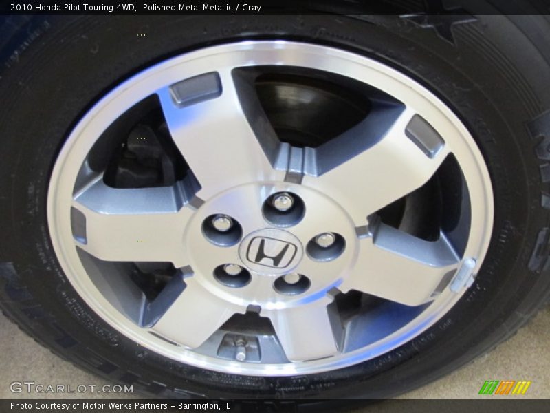 Polished Metal Metallic / Gray 2010 Honda Pilot Touring 4WD