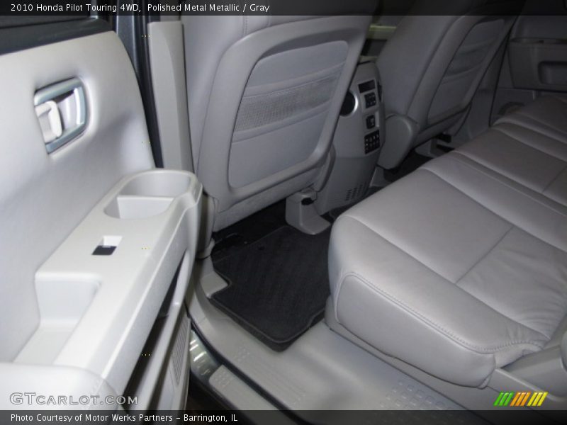 Polished Metal Metallic / Gray 2010 Honda Pilot Touring 4WD