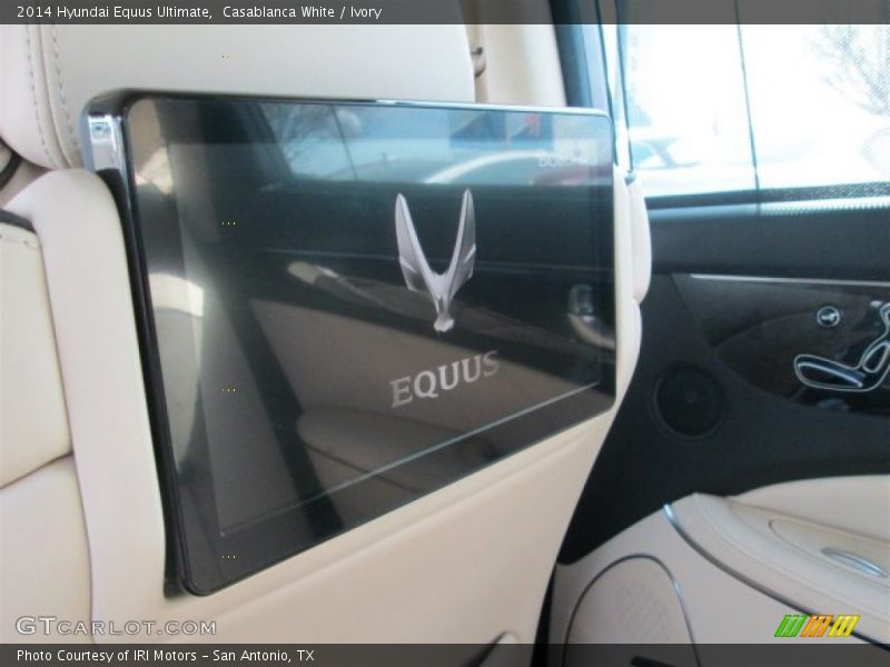 Casablanca White / Ivory 2014 Hyundai Equus Ultimate