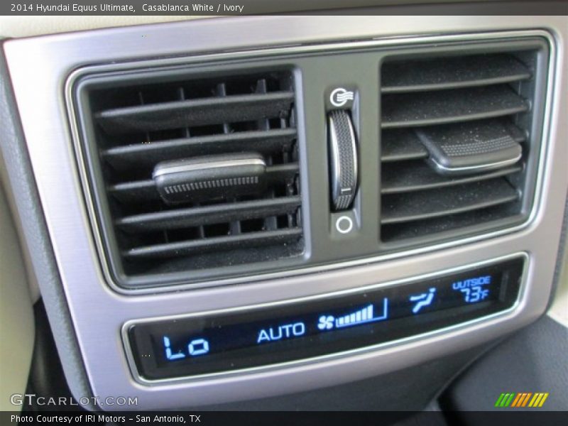 Casablanca White / Ivory 2014 Hyundai Equus Ultimate