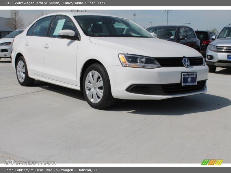 Candy White / Titan Black 2012 Volkswagen Jetta SE Sedan