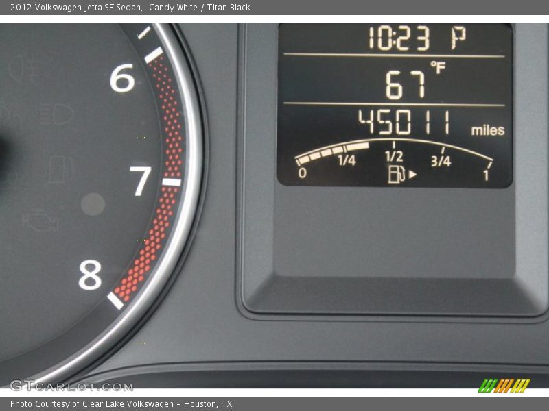 Candy White / Titan Black 2012 Volkswagen Jetta SE Sedan