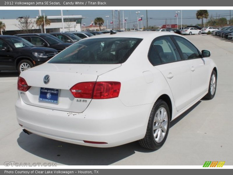 Candy White / Titan Black 2012 Volkswagen Jetta SE Sedan