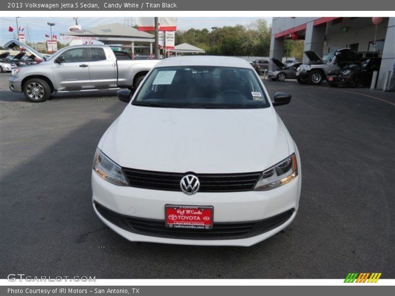 Candy White / Titan Black 2013 Volkswagen Jetta S Sedan