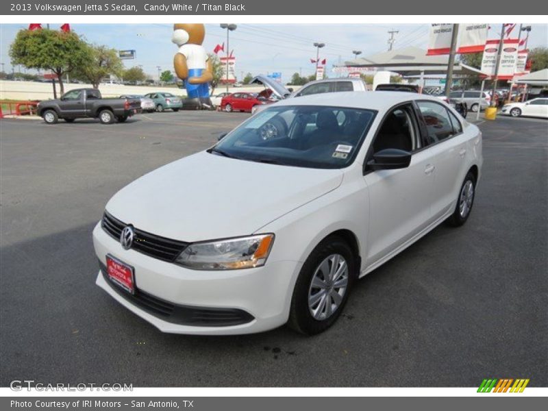 Candy White / Titan Black 2013 Volkswagen Jetta S Sedan