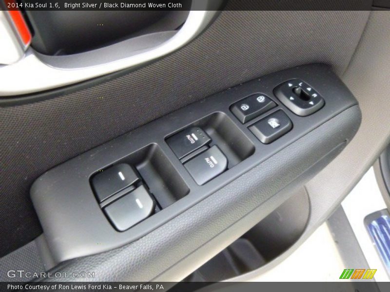 Bright Silver / Black Diamond Woven Cloth 2014 Kia Soul 1.6