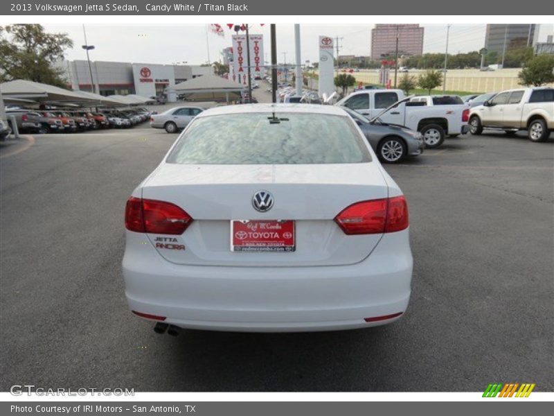 Candy White / Titan Black 2013 Volkswagen Jetta S Sedan