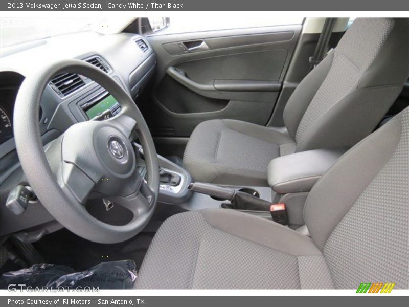 Candy White / Titan Black 2013 Volkswagen Jetta S Sedan