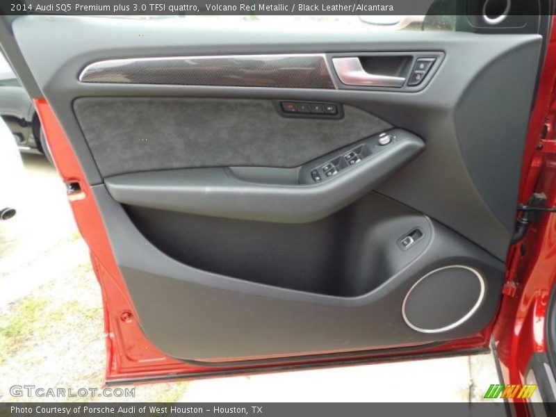 Door Panel of 2014 SQ5 Premium plus 3.0 TFSI quattro
