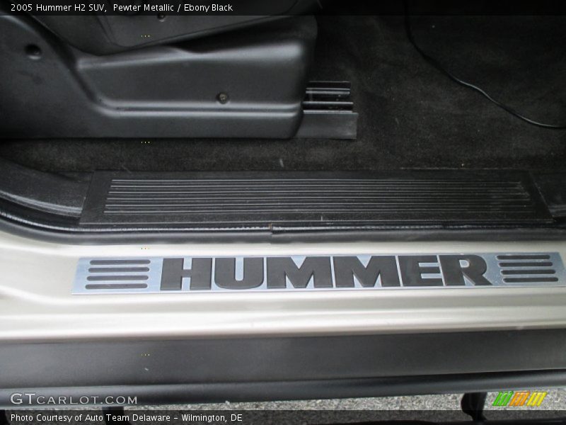 Pewter Metallic / Ebony Black 2005 Hummer H2 SUV