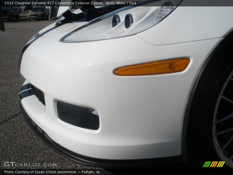 Arctic White / Red 2013 Chevrolet Corvette 427 Convertible Collector Edition