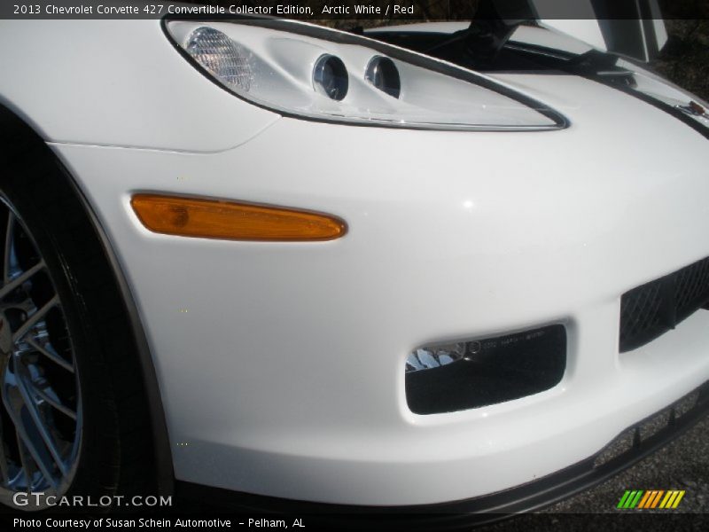 Arctic White / Red 2013 Chevrolet Corvette 427 Convertible Collector Edition