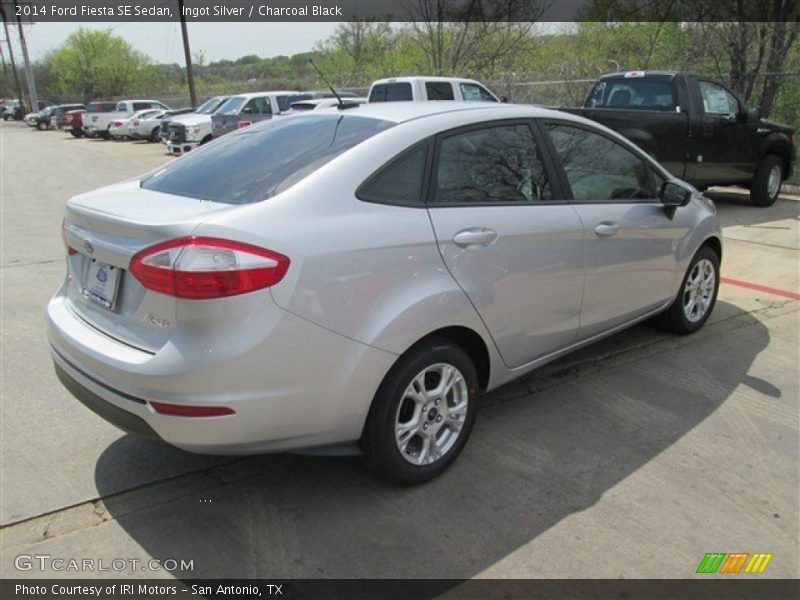 Ingot Silver / Charcoal Black 2014 Ford Fiesta SE Sedan