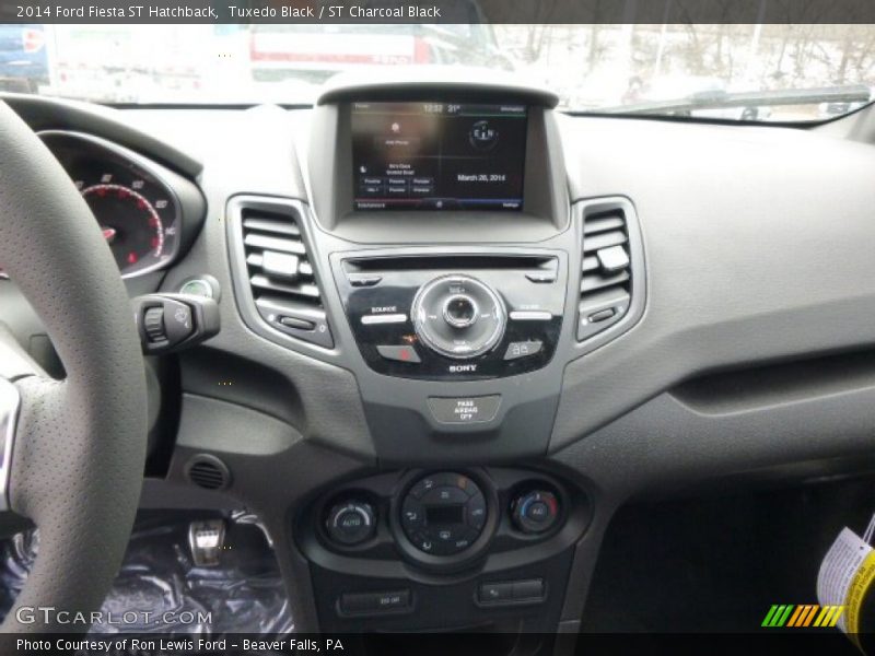 Tuxedo Black / ST Charcoal Black 2014 Ford Fiesta ST Hatchback