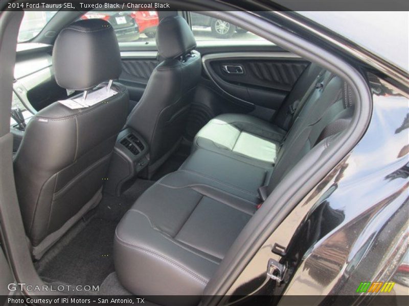 Tuxedo Black / Charcoal Black 2014 Ford Taurus SEL