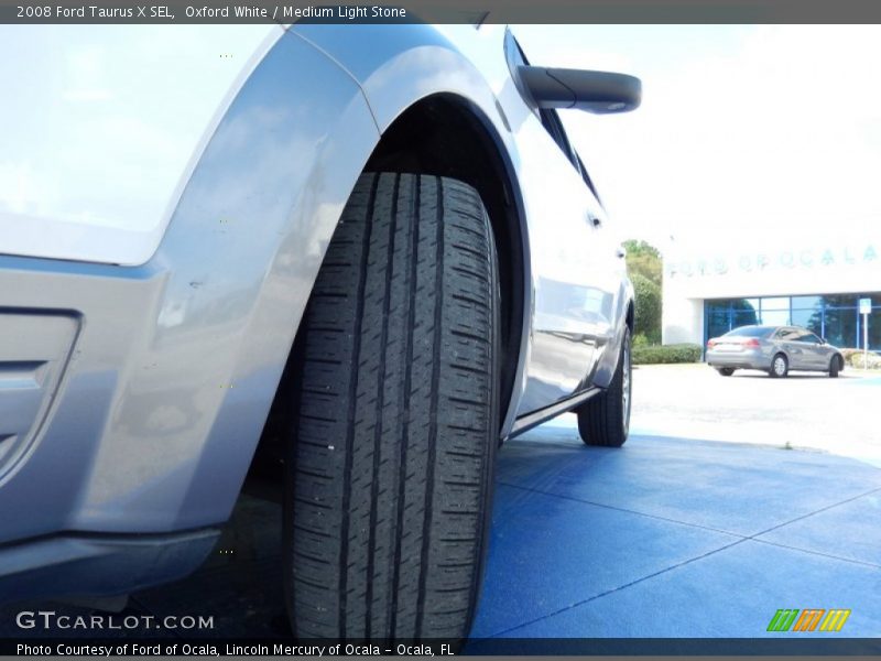 Oxford White / Medium Light Stone 2008 Ford Taurus X SEL