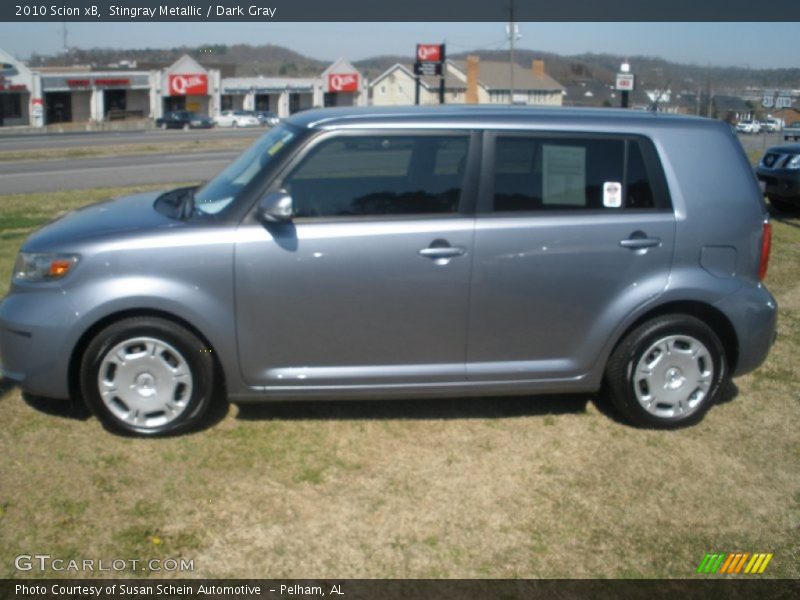 Stingray Metallic / Dark Gray 2010 Scion xB