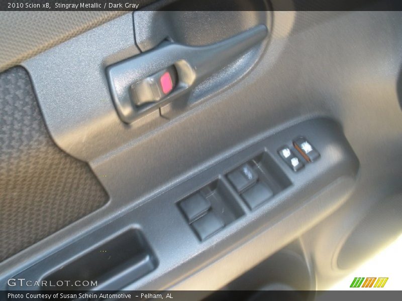 Stingray Metallic / Dark Gray 2010 Scion xB