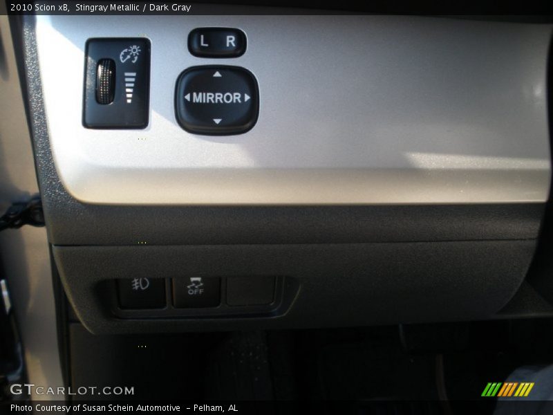 Stingray Metallic / Dark Gray 2010 Scion xB