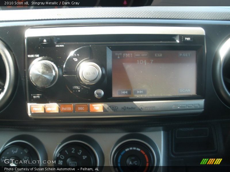 Stingray Metallic / Dark Gray 2010 Scion xB