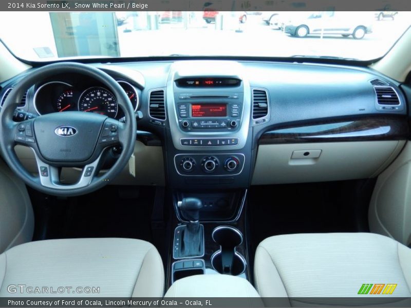 Snow White Pearl / Beige 2014 Kia Sorento LX