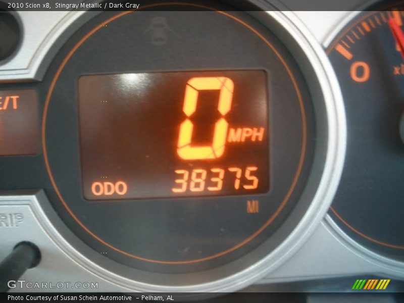 Stingray Metallic / Dark Gray 2010 Scion xB