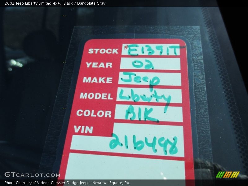 Black / Dark Slate Gray 2002 Jeep Liberty Limited 4x4