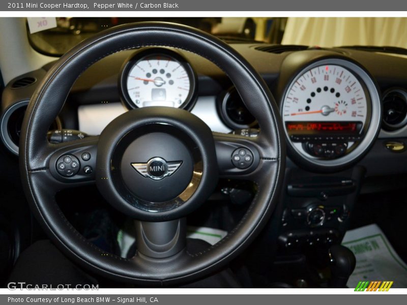 Pepper White / Carbon Black 2011 Mini Cooper Hardtop