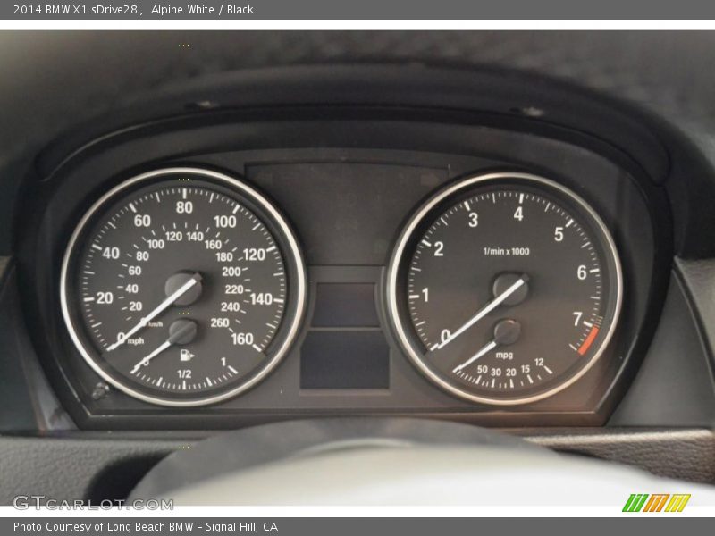 Alpine White / Black 2014 BMW X1 sDrive28i
