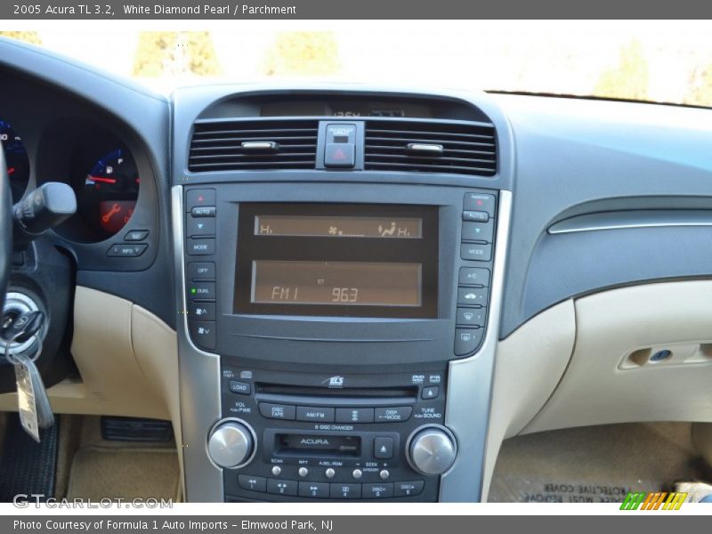 White Diamond Pearl / Parchment 2005 Acura TL 3.2