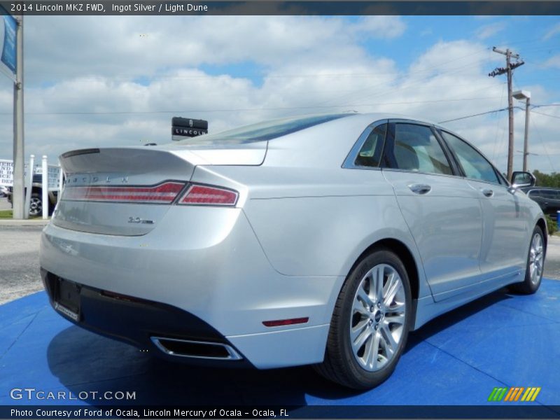 Ingot Silver / Light Dune 2014 Lincoln MKZ FWD