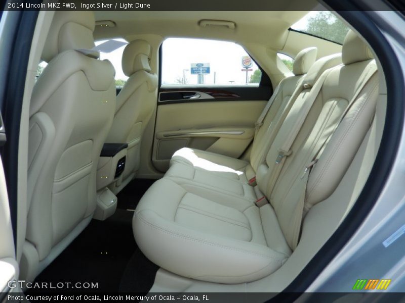 Ingot Silver / Light Dune 2014 Lincoln MKZ FWD