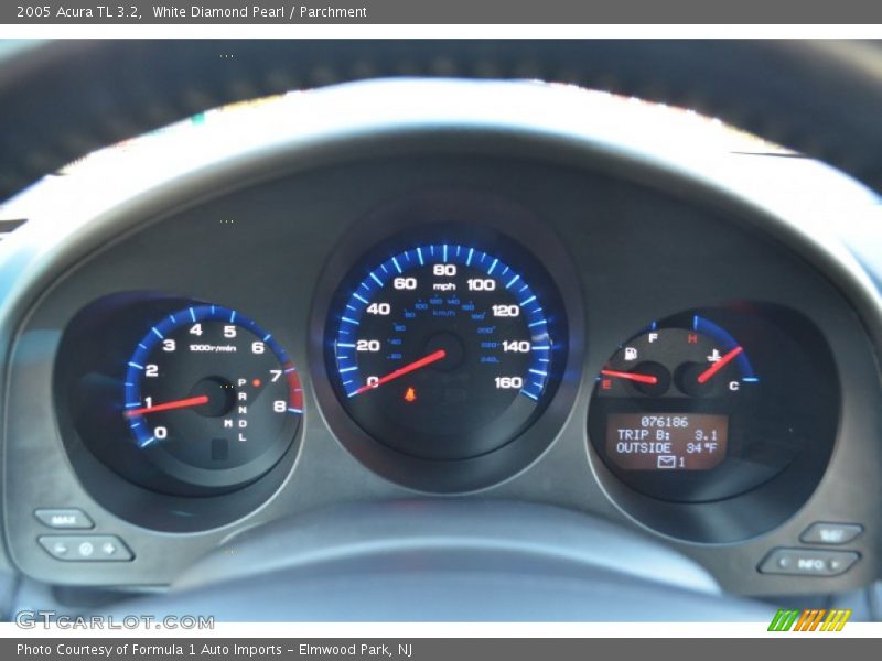 White Diamond Pearl / Parchment 2005 Acura TL 3.2