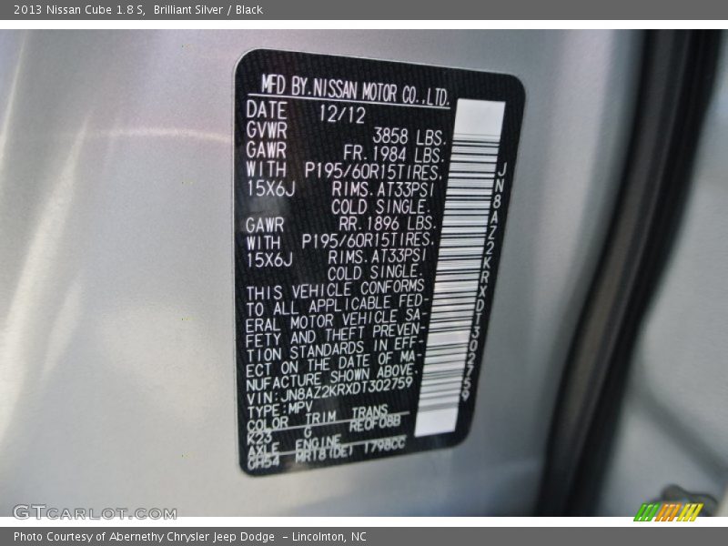Brilliant Silver / Black 2013 Nissan Cube 1.8 S