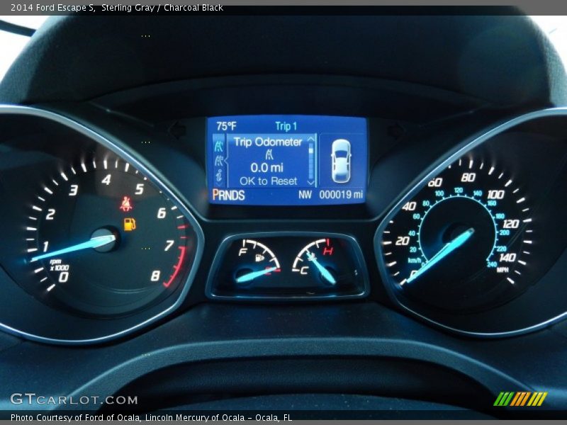 Sterling Gray / Charcoal Black 2014 Ford Escape S