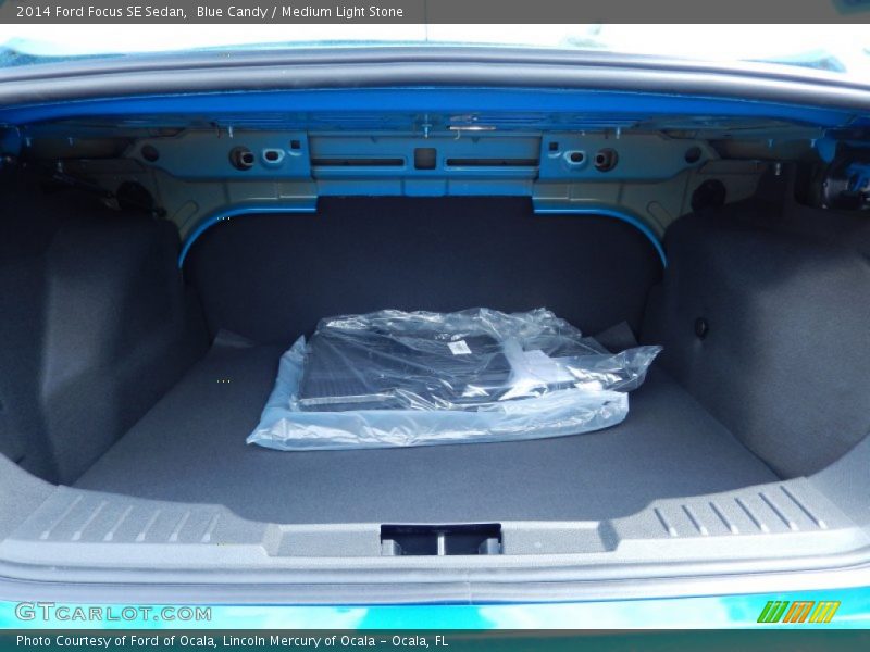 Blue Candy / Medium Light Stone 2014 Ford Focus SE Sedan