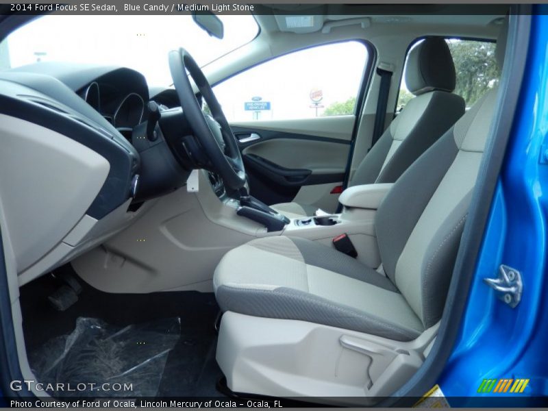 Blue Candy / Medium Light Stone 2014 Ford Focus SE Sedan