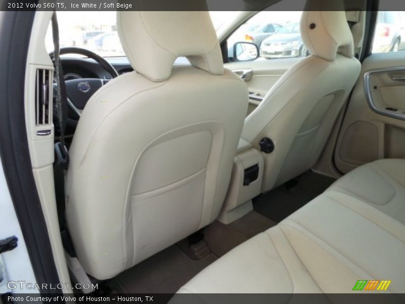 Ice White / Soft Beige 2012 Volvo S60 T5