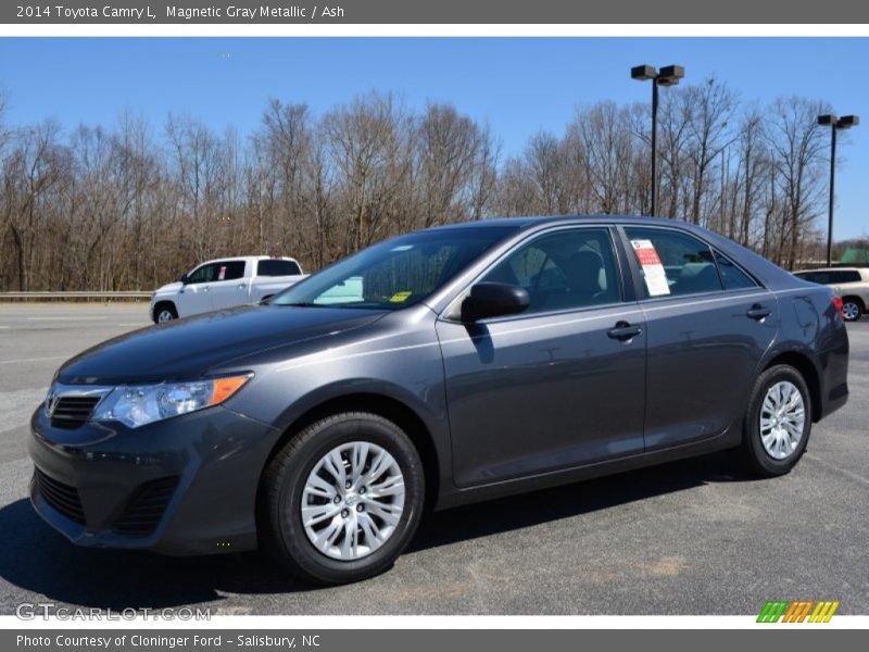 Magnetic Gray Metallic / Ash 2014 Toyota Camry L