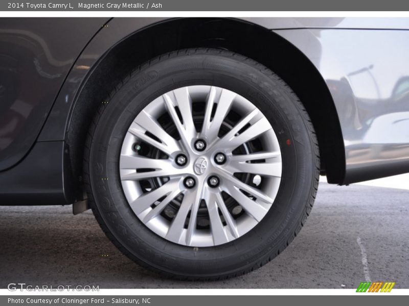 Magnetic Gray Metallic / Ash 2014 Toyota Camry L