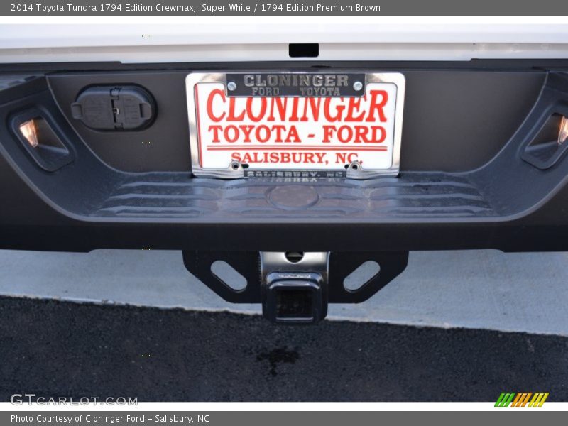 Super White / 1794 Edition Premium Brown 2014 Toyota Tundra 1794 Edition Crewmax