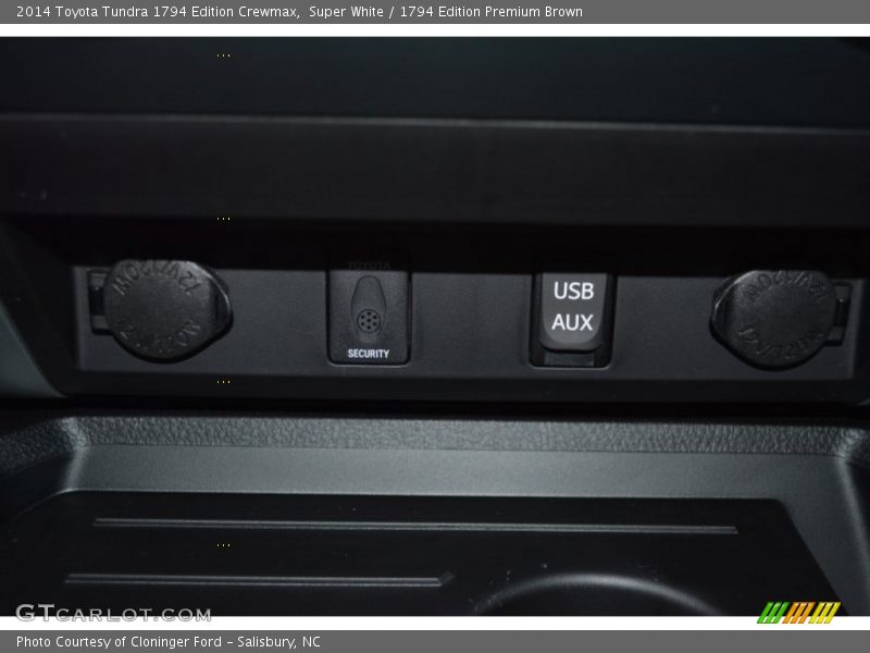 Super White / 1794 Edition Premium Brown 2014 Toyota Tundra 1794 Edition Crewmax
